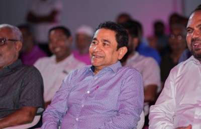ހިޔާލަކަށް އެދުނަސް ރަނިންމޭޓް ކަނޑައެޅުން ޔާމީނަށް ދޫކޮށްލައިފި