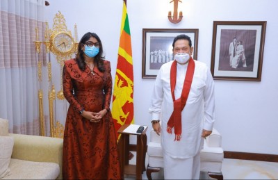 ލަންކާގެ ބޮޑުވަޒީރު ރާޖަޕަކްސަ އާއި މާރިޔާ ބައްދަލު ކުރައްވައިފި