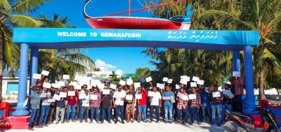 ޑީކޯ ޗެމްބަރު އައްޑޫގައި ބަހައްޓާތީ މުޒާހަރާކޮށްފި