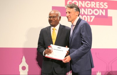 ކުޅިވަރުގެ ހިދުމަތްތެރިޔާ މައިޒާން އަލިބެ އަށް ޝަރަފުވެރިކަމުގެ ގައުމީ އިނާމު އަރުވައިފި