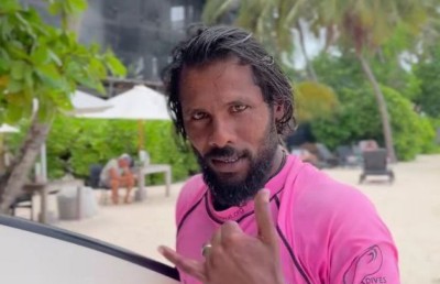 ސާފިންގައި ތާރީހީ ރެކޯޑެއް، އަންމަޑޭގެ ރާޅަށް ފުރިހަމަ 10 ޕޮއިންޓް!