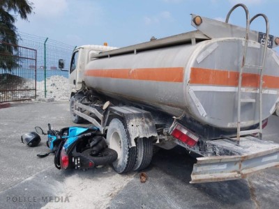 ތެޔޮ ބައުޒަރާއި ސައިކަލް ޖެހުނު މަންޒަރު ދުށް މީހުން ފުލުހުން ހޯދަނީ