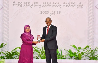 ދައުލަތަށް ދިގު މުއްދަތަށް ހިދުމަތް ކުރުމުގެ އިނާމު 148 ބޭފުޅަކަށް