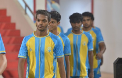 ހުމުގެ ރޯގާއާ ހެދި ވެލެންސިއާގެ ޓީމު ހަމައެއް ނުވި، މާޒިޔާ މެޗުން މޮޅުވިކަމަށް ނިންމައިފި