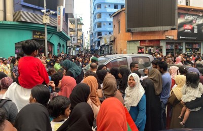 ޕެރޭޑަށް ބައެއް މަގުތައް ބަންދުކުރުމުން މަޖީދީ މަގުގައި ގުޑާނުލެވޭ ވަރަށް ތޮއްޖެހިއްޖެ