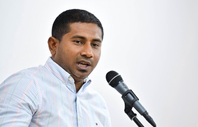 ފައިސާ އެބަހުރި، ގޭމްސް އަށް ނުދަނީ ދަތުރު ހަރަދު ބޮޑުކަމުން: މަހުލޫފް