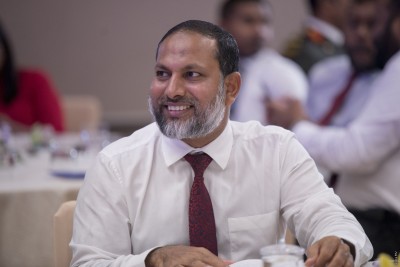 ރައީސް ޔާމީނަށް ޑޮކްޓަރުން ދިން ލަފާ އާއިލާއާ ހިއްސާކޮށްފިން: އިމްރާން
