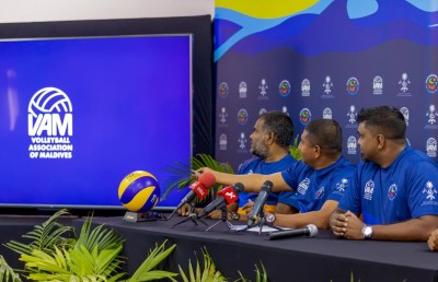 ވޮލީގެ ހިންގުން ވެސް ބޮއްސުންލާފައި، ހައްލު ހޯދާނެ ގޮތެއް ވެސް ނެތް