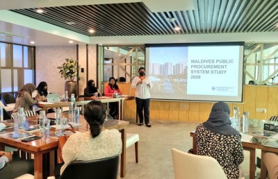 ޓްރާންސްޕޭރެންސީ ހޭލާ ވަގުތު ޖެހުނީ!