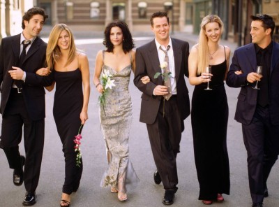 ހުރިހާ ފްރެންޑްސް އެކީގައި، ރިޔޫނިއަން ކަށަވަރު!