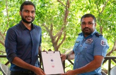 ބެޑްމިންޓަން ކުރިއަރުވަން ރިވައިވަލް އާއި ޕޮލިހުގެ އެއްބަސްވުމެއް