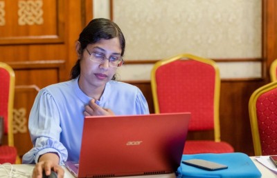 ވެކްސިން ފުރަތަމަ ދޭނީ ހައި ރިސްކް އަދި ފްރަންޓްލައިން މީހުންނަށް