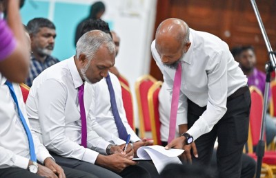 މުއިއްޒުގެ ކެންޑިޑެސީ ފޯމު ހުށަހަޅައިފި