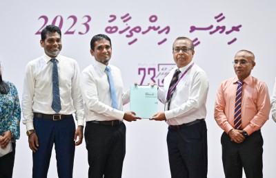 އިލްޔާސްގެ ކެންޑިޑެސީ ފޯމު އީސީއަށް ހުށަހަޅައިފި