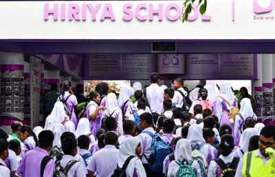 ބައެއް ސްކޫލުތަކަށް އަދިވެސް ޓީޗަރުން ބޭނުން