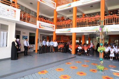 ސްކޫލުތަކުގެ އިތުރު ހަރަކާތްތައް މެދުކަނޑާލަން އަންގައިފި