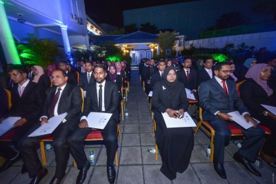 389 ސޮޔާ އެކު "ވަކީލުން"ގެ ޕެޓިޝަން މަޖިލީހަށް!