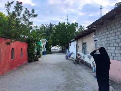 ތިނަދޫ އާއި ކުރެއްދޫ ރިސޯޓް ލޮކްޑައުންގައި