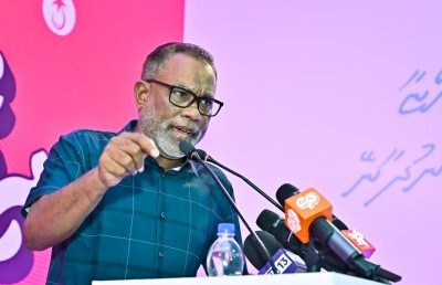 މުއިއްޒަށް އިތުބާރު އެބައޮތް، ދެވަނަ ބުރަކަށް އިންތިޒާރު ނުކުރަން: އަބްދުއްރަހީމް