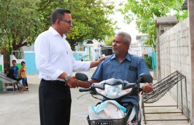 ފަރަގު ނައްތާލައި ރައްޔިތުން މުއްސަނދިކޮށްދޭނަން: ނާޒިމް