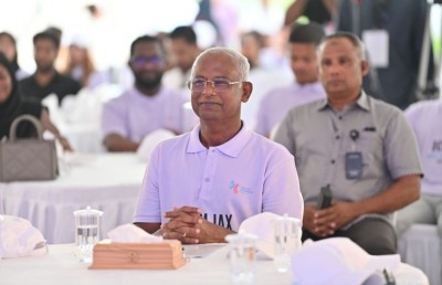 އާ ސަބްމެރިން ކޭބަލް ރާއްޖެއާ ގުޅާލައިފި، ރައީސް ވިދާޅުވީ ޓެކްނޮލޮޖީގެ ހަބަކަށް ރާއްޖެ ވާނެ ކަމަށް