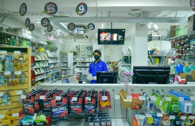 9 އަހަރު: އޭސް ހާޑްވެއާ އިން ބަދަލުކޮށްލި ވިޔަފާރި