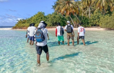 ޗުއްޓީގައި މިހާރު އޮތީ އަތޮޅު ބުރު ޖެހުން!