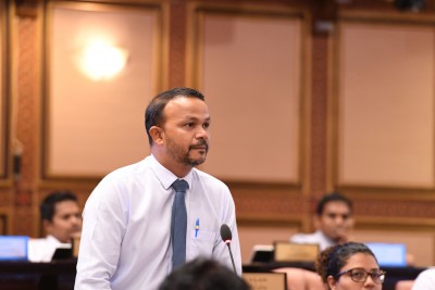 މިވަގުތު މަޖިލިސް ބާއްވަން ޖެހޭ ސަބަބެއް ނެތް: މެމްބަރު އަލީ ހުސައިން