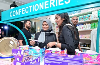 ހުޅުމާލޭގައި ސިމްޑީގެ ފިހާރައެއް ހުޅުވައިފި، ހުރިހާ ވައްތަރެއްގެ ޕްރޮޑަކްޓެއް ލިބޭނެ