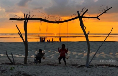 ޗުއްޓީގައި މިހާރު އޮތީ އަތޮޅު ބުރު ޖެހުން!