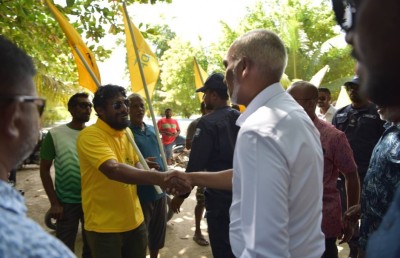 ކެލާގައި ދެކޮޅަށް އަޑު އުފުލި މީހުން ގާތަށް މުއިއްޒު!