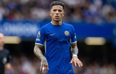 ތައްޓެއް ނުލިބުނަސް ބޯލީ ޗެލްސީ އަށް ބިލިއަނުން އޮއްސައިފި