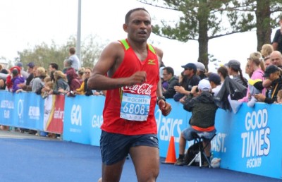 ނަސްރުގެ 60 ވަނަ މެެރެތަންގެ މެޑަލް ރައީސަށް