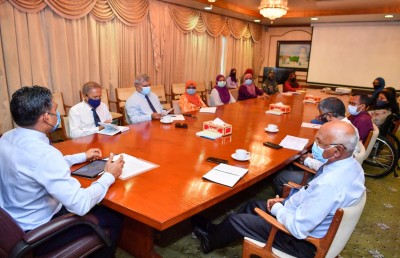 ސިޒޭރިއަން ގިނަވާތީ ނާސިން ކޯހުގައި ފޫޅުމައިކަން ކިޔަވައިދޭން މަޝްވަރާކޮށްފި