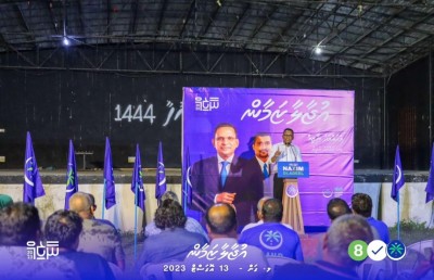 ގާނޫނާ ހިލާފަށް އުޅޭ ބިދޭސީން ކުޑަ ދުވަސްކޮޅެއްގެ ތެރޭގައި އެކަހެރި ކުރާނަން: ނާޒިމް