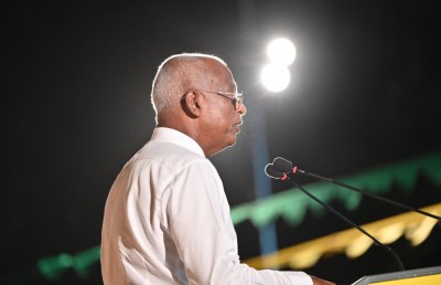 ތަރައްގީކޮށް ދޭންޖެހެނީ ހަމައެކަނި ބޮޑެތި ރަށްތަކާއި ސިޓީތަކެއް ނޫން: ރައީސް