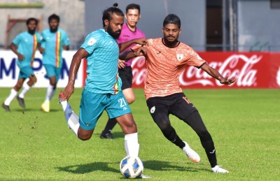 ދަ ގްރާންޑޭ އަތުން ފަހު ވަގުތު އީގަލްސް ސަލާމަތްވެއްޖެ