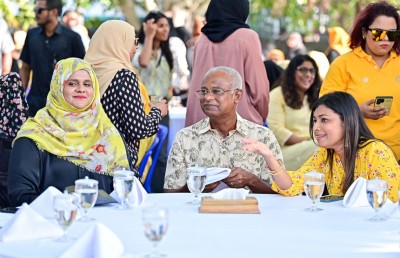 އަންހެނުންނަކީ ތިބި ބައެއްކަން ދަނެ، ފުރުސަތުތައް ފަހިކޮށްދެއްވީ ރައީސް: ރޮޒައިނާ