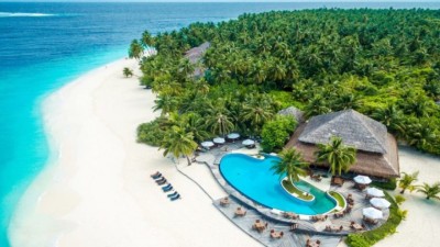 ޝައްކުވާ ބަޔަކު ފެނިގެން ދެ ރިސޯޓެއް މޮނީޓަރިން އަށް