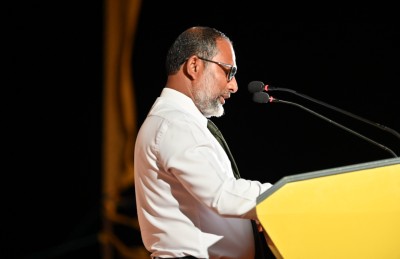 ވައުދުތަކަށް ބެލިޔަސް، ރައީސް އާ އަރާހަމަކުރެވޭނެ ކެންޑިޑޭޓަކު ނެތް: އިމްރާން