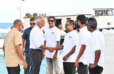 މުއިއްޒު ވ. އަތޮޅަށް: ފަޅެއް ހިއްކައި ޕިކްނިކް އައިލެންޑެއް ހަދައިދޭނަން