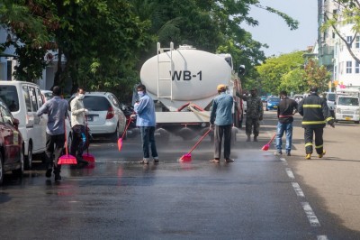 ހުޅުމާލޭގެ މަގުތައް ދޮންނަން ފަށަައިފި