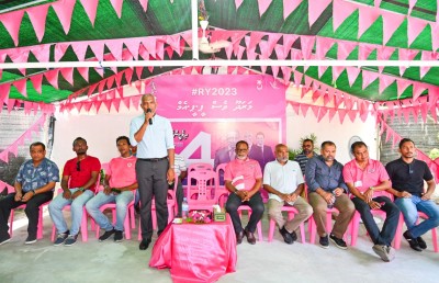 އައްޑޫގެ ތާއީދާ މެދު މުއިއްޒު ހިތްހަމަޖެހޭ، އިތުރަށް ކެމްޕެއިން ވަރުގަދަ ކުރަން ބޭނުންވޭ