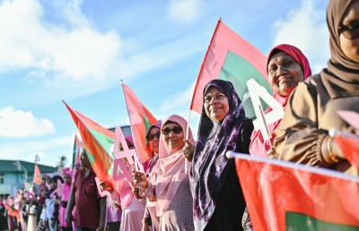 "ފުވައްމުލަކަށް ޔާމީންގެ ތަރައްގީ އިޔާދަކޮށްދޭނީ މުއިއްޒު"