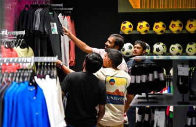 ސޮނީ ސްޕޯޓްސް އިން "ނައިކީ" އަށް ހާއްސަކުރި ފިހާރަ