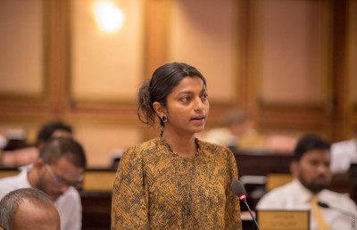 މިއީ އިންކަމް ޓެކްސް ނަގަންވީ ވަގުތު: އީވާ
