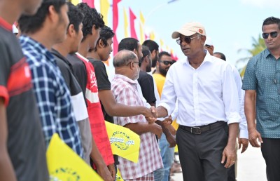 ބެރިޔަންފަރުގައި އެއާޕޯޓް އަޅާނީ ތިމާވެށި މެނޭޖް ކޮށްގެން: ރައީސް