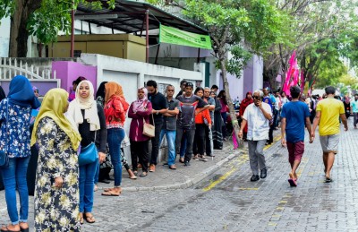 ވަކި މީހަކު ބުނީތީ ވަކި މީހަކަށް ވޯޓުލާކަށް ދީނުގައި ބާރެއް ނާޅާ