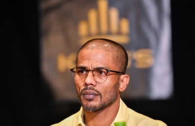 އަލްހާންގެ ޕާސްޕޯޓް ހިފަހައްޓައިފި