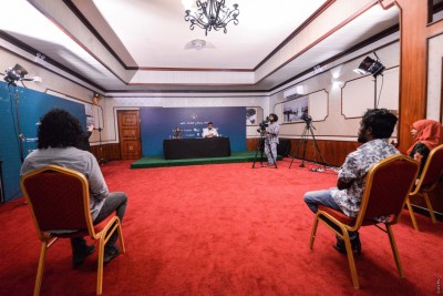 މެންދުރުފަހުގެ ނޫސްވެރިންގެ ބައްދަލުވުން މިރެއަށް ފަސްކޮށްފި